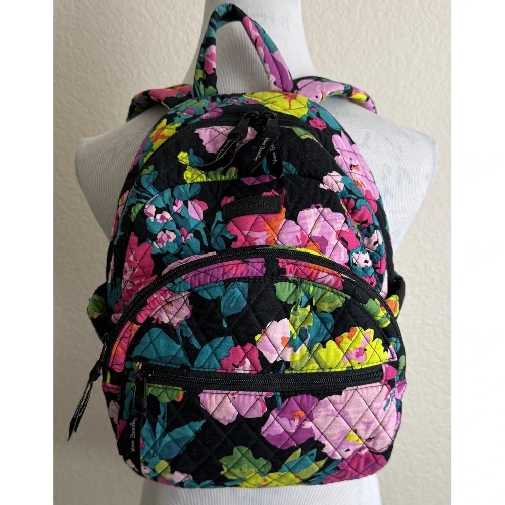 Vera Bradley Hilo Meadow Essential Backpack Small Floral Quilted Bag Used Once
